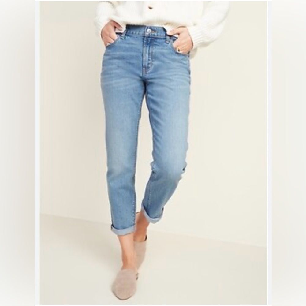 Old Navy women’s size 14 boyfriend, midrise‎ ankle jeans